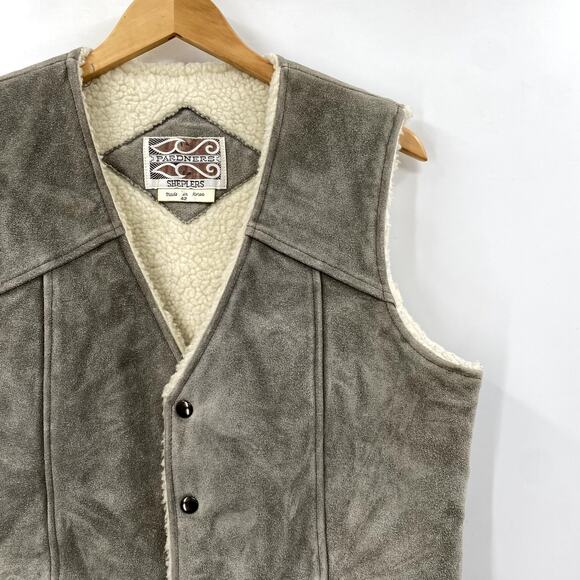 Vintage blue gray suede sherpa lined western vest - Picture 2 of 6